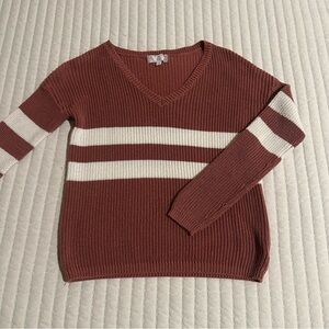 Women's V-Neck Sweater in Rust and Cream